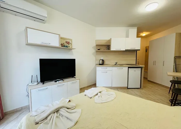 Horizon 33 'б' Sveti Vlas